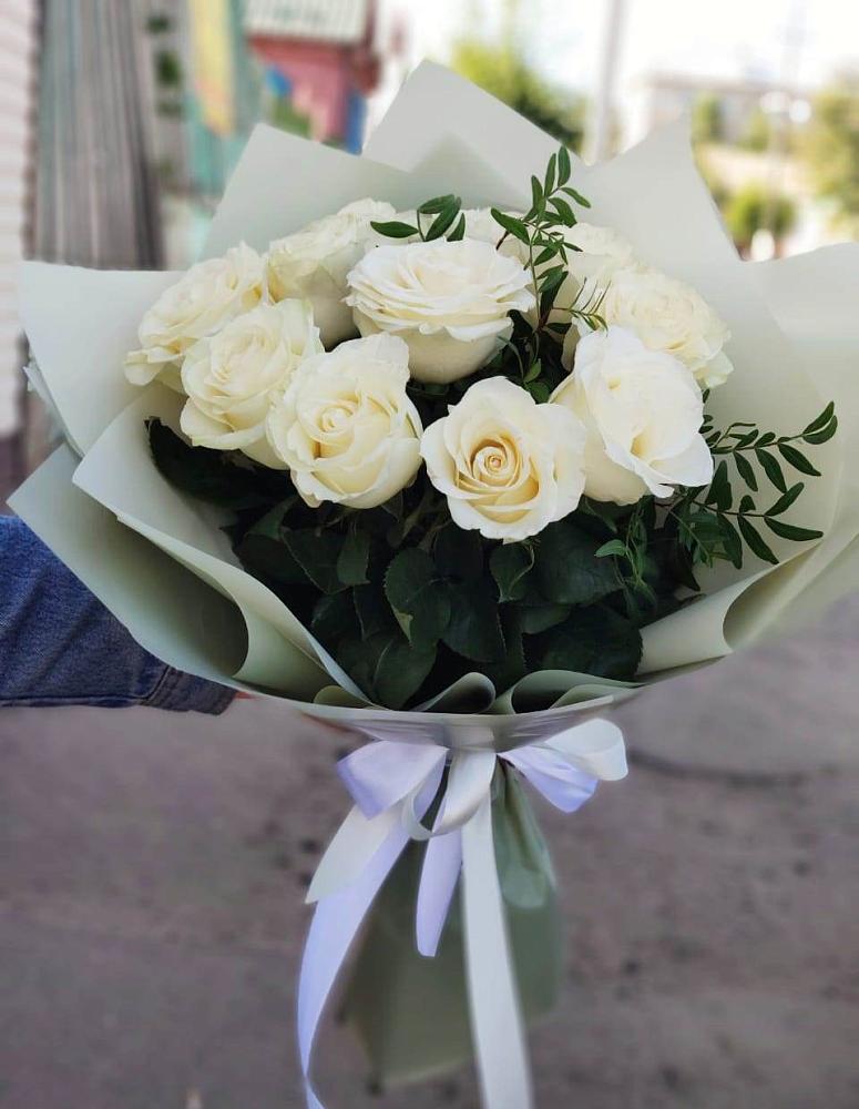Букет Белые розы Проуд в Теткино