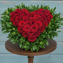 Цветочная композиция из Розы в виде сердца #REPLACE_PRED# Теткино