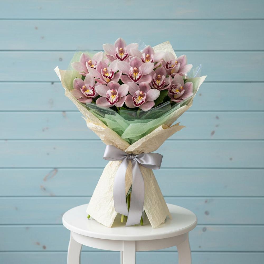 Букет цветов из: Орхидеи и Розы в Теткино