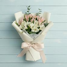 Букет цветов из:  Альстромерии в Теткино