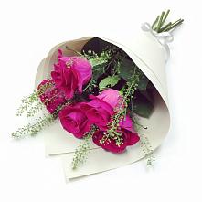 Букет цветов из:  Розы в Теткино