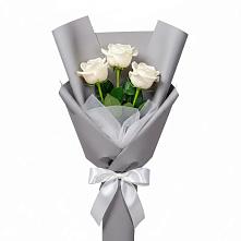 Букет 3 белые розы в Теткино