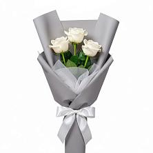 Букет 3 белые розы в Теткино