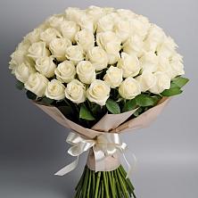Букет 101 беля роза Белоснежка в Теткино
