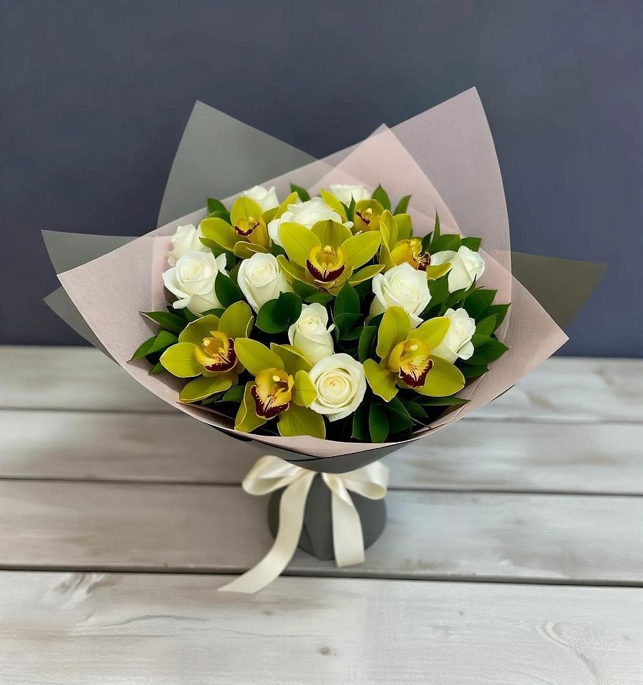 Букет цветов из: Орхидеи и Розы в Теткино