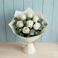 Букет Белые розы в Эвкалипте в Теткино