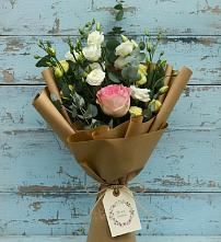 Букет цветов из:  Розы и Лизиантусы #REPLACE_PRED# Теткино