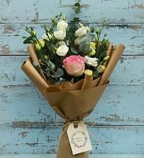 Букет цветов из:  Розы и Лизиантусы в Теткино