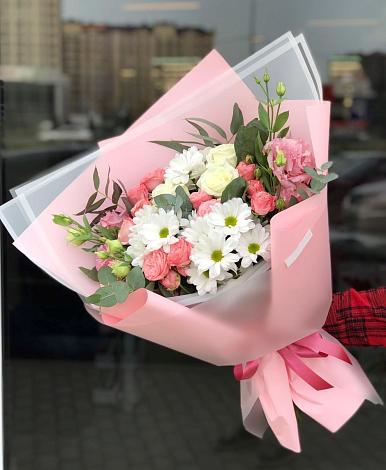 Букет цветов из: Розы, Лизиантусы и Хризантемы в Теткино